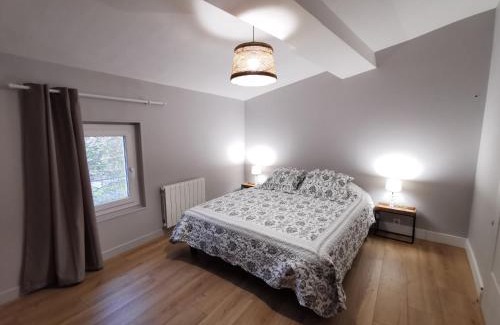La Rochefoucauld Apartamento | Appartement centre ville, parking gratuit