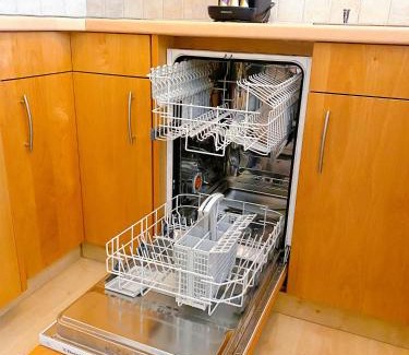 Saint-Pierre-de-Clages Apartamento | Appartement central Free Parking