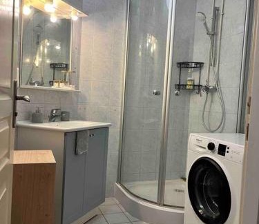 Annemasse Apartamento | Appartement Centre Annemasse, direct tram Geneve