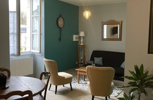 Chaveignes Apartamento | Appartement Centre Ville de Richelieu