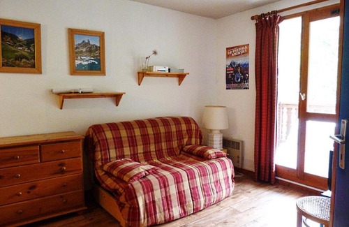 Areches Apartamento | Appartement centre village, 6 personnes, 1 chambre, 1 coin montagne - VLI44