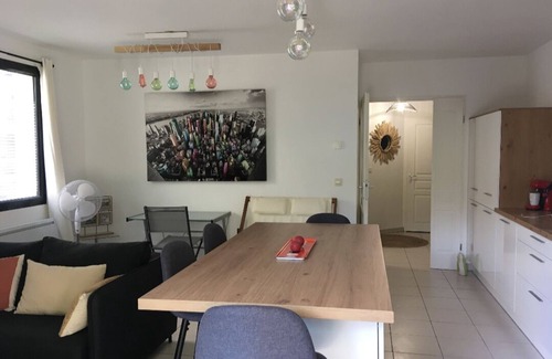 Le Bouscat Apartamento | Appartement Chaleureux Proche de Bordeaux Centre