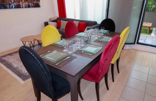 Quartier du Vieux-Pont - Sainte-Genevieve Apartamento | Appartement chaleureux à 10 minutes de la Défense