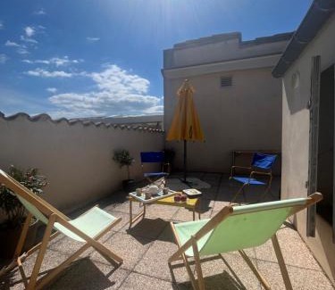 Montelimar Apartamento | Appartement chaleureux avec jacuzzi-Terrasses rooftop-Rafraîchisseur-Parking-wifi