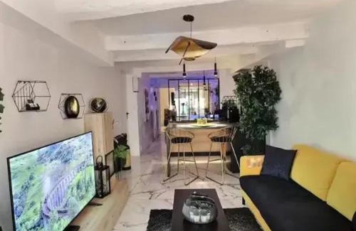 Pignans Apartamento | Appartement charmant à Pignans - 46 m² avec jacuzzi