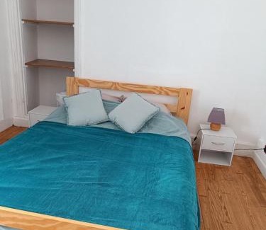 Chaudes-Aigues Apartamento | Appartement chez la fleuriste