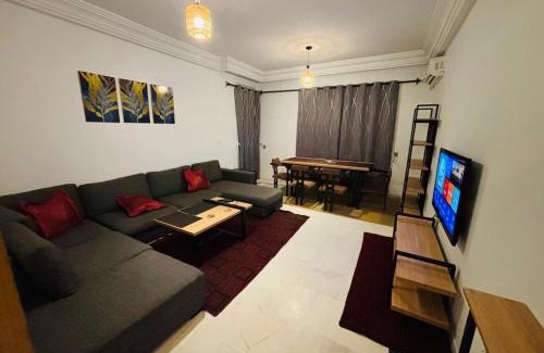 Cite Les Palmeraies Apartamento | appartement chic et privé avec balcon proche de l'aéroport et du centre ville de Tunis