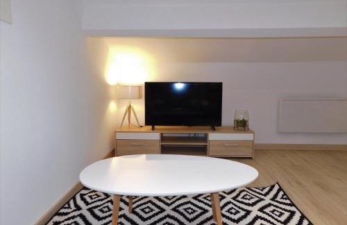 Lamalou-les-Bains Apartamento | Appartement climatisé 4 couchages à 600m du centre Thermal