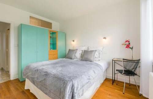 Faubourg Sud Apartamento | Appartement Climatisé 7mn Centre Ville 95M2 4 Adultes Bébé Garage Sous sol Arrivée Autonome