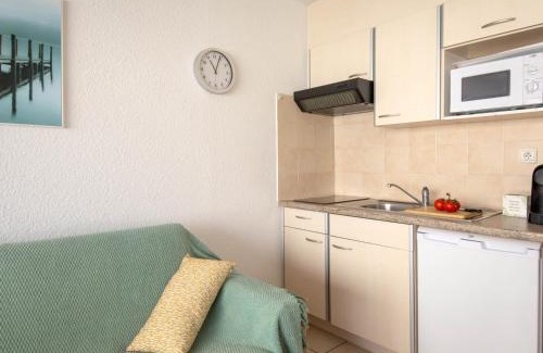Saint-Raphael Apartamento | Appartement climatisé avec terrasse, à 50m de la plage et proche commerces, gare et centre-ville. - FR-1-466A-9