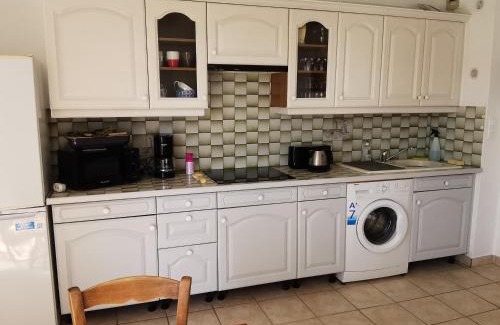 La Tranche-sur-Mer Apartamento | Appartement cosy pour 2, centre-ville, proche plage, parking privé - FR-1-357-334
