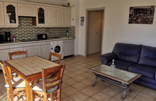 La Tranche-sur-Mer Apartamento | Appartement cosy pour 2, centre-ville, proche plage, parking privé - FR-1-357-334