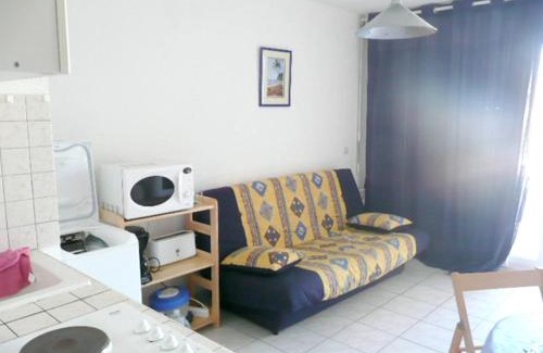 Sainte-Marie-la-Mer Apartamento | Appartement cosy avec vue sur la mer à Sainte-Marie - 30 m²