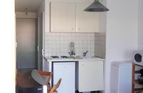 Sainte-Marie-la-Mer Apartamento | Appartement cosy avec vue sur la mer à Sainte-Marie - 30 m²
