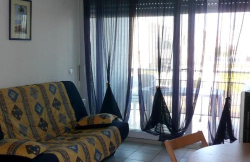 Sainte-Marie-la-Mer Apartamento | Appartement cosy avec vue sur la mer à Sainte-Marie - 30 m²