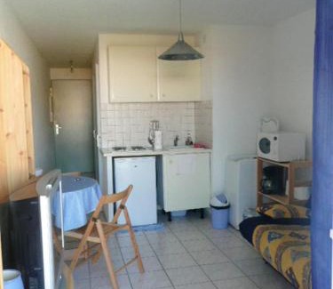 Sainte-Marie-la-Mer Apartamento | Appartement cosy avec vue sur la mer à Sainte-Marie - 30 m²