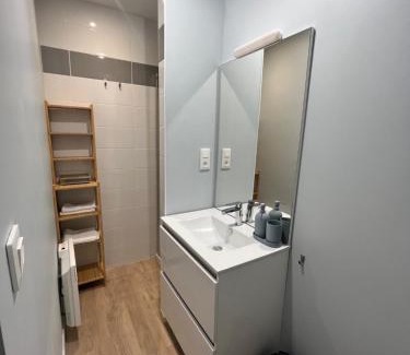 Dernier Sou Apartamento | Appartement comme à la maison refait à neuf