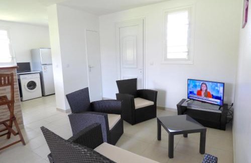 Trois-Ilets Apartamento | Appartement confortable aux Trois Îlets - 85 m² - Vue montagne
