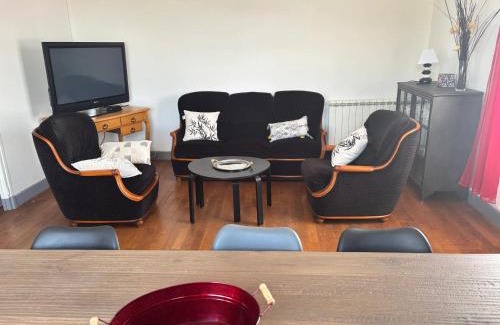 Objat Apartamento | Appartement confortable avec jardin à Objat, 120 m²