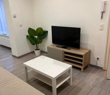 Vorst Apartamento | Appartement confortable avec garage premier étage sans terrasse