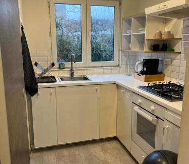 Vorst Apartamento | Appartement confortable avec garage premier étage sans terrasse