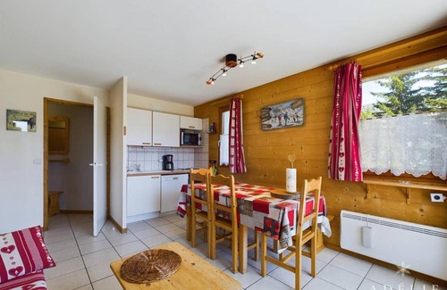 La Rosiere Apartamento | Appartement Coquet 3 Pièces, Plein Centre de La Rosière, Proche Pistes et Commerces - FR-1-398-657