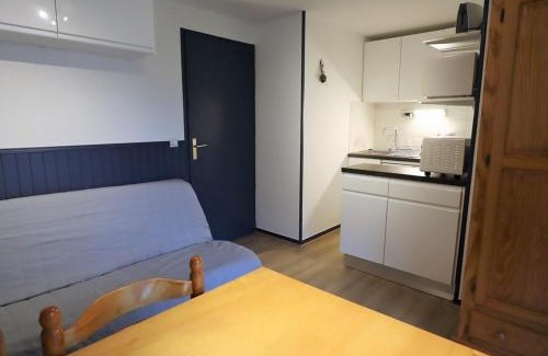 Areches Apartamento | Appartement cosy 2 étoiles avec balcon et piscine – Idéal pour 4/5 pers. proche station de ski - FR-1-342-250