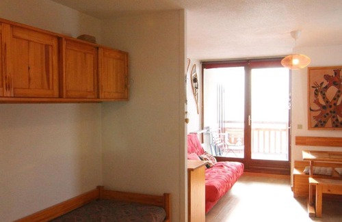 Eclose-Ouest Apartamento | Appartement cosy 2 pièces, balcon sud, proche remontées et commerces, parking, casier à skis, 5 pers - FR-1-405-107