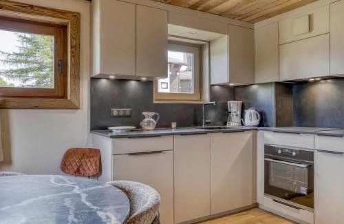 Le Planellet Apartamento | Appartement cosy 2 pièces à Megève, proche pistes et golf, avec balcon et jardin, pour 4 personnes. - FR-1-453-83