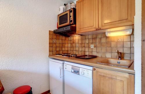 La Clusaz Apartamento | Appartement cosy 4/6 pers. avec balcon sud et wifi à La Clusaz - FR-1-818-79