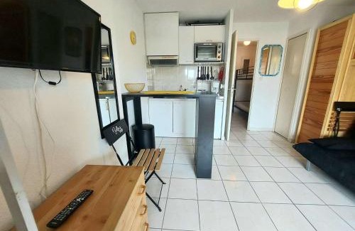 Marseillan Plage Apartamento | Appartement cosy 4 pers avec piscine, à 5 min de la plage - FR-1-326-761