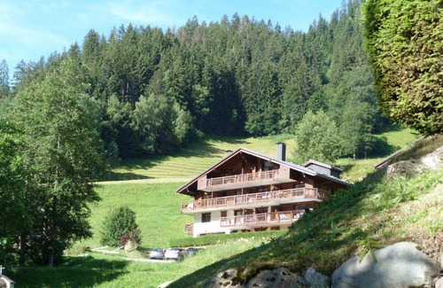 Areches Apartamento | Appartement cosy, 8 personnes, 3 chambres - MONTA01