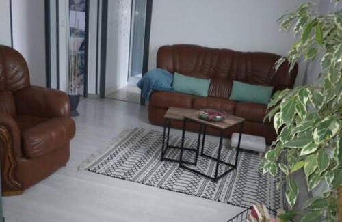 Vaux-sur-Seine Apartamento | Appartement Cosy avec Terrasse