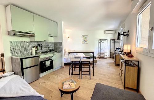 Riou - Petit Juas - Av de Grasse Apartamento | Appartement cosy au centre de Cannes