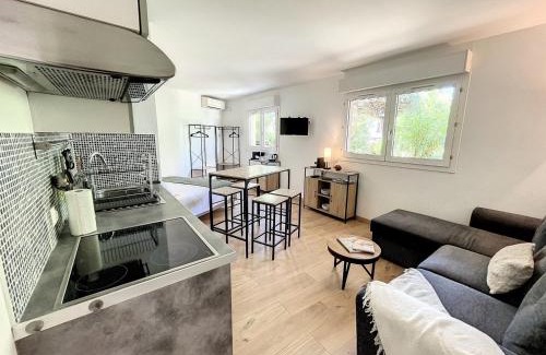 Riou - Petit Juas - Av de Grasse Apartamento | Appartement cosy au centre de Cannes