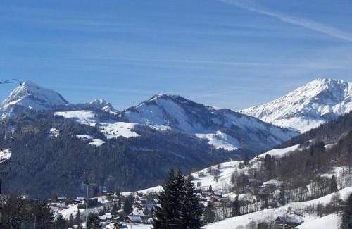 Flumet Apartamento | Appartement cosy au pied des pistes avec balcon - FR-1-505-220