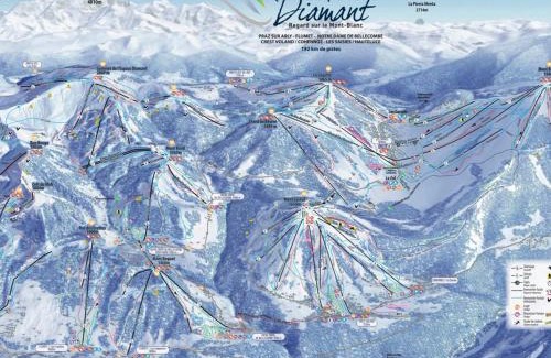 Flumet Apartamento | Appartement cosy au pied des pistes avec balcon, wifi et parking - FR-1-505-92