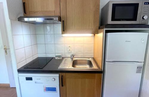 Flumet Apartamento | Appartement cosy au pied des pistes avec piscine, balcon et parking privé - FR-1-505-170
