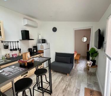 Venelles Apartamento | Appartement cosy avec chambre
