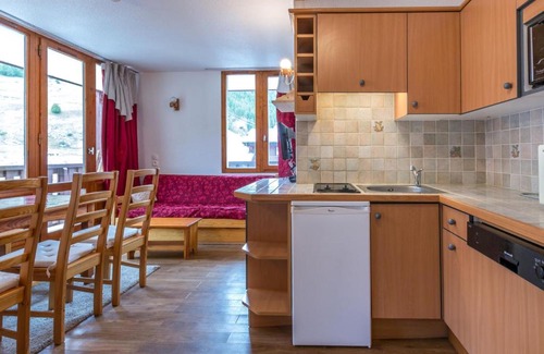 Val-d'Isere Apartamento | Appartement cosy avec wifi et parking - Pied des pistes, proche village enfants - FR-1-694-140