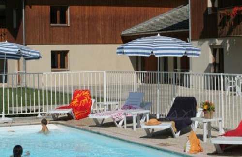 Samoens Apartamento | Appartement cosy avec piscines, parking et WiFi à Samoëns - FR-1-629-32