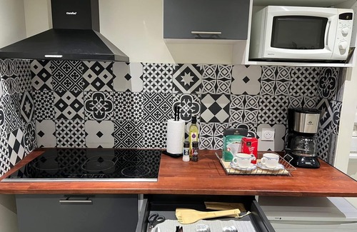 Stains Apartamento | Appartement Cosy Bien Situé Maison Bleu