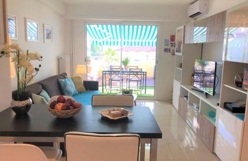 Riou - Petit Juas - Av de Grasse Apartamento | Appartement Cosy Calme Central-Terrasse Proche Palais