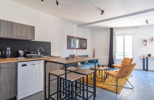 Anatole France Danton Apartamento | Appartement COSY Danton 2 chambres