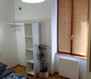 Faubourg Sud Apartamento | Appartement cosy entier, parking gratuit dans la rue