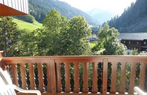 Areches Apartamento | Appartement cosy pour 4-5 personnes, centre village, proche pistes, ascenseur, bien équipé - FR-1-342-163
