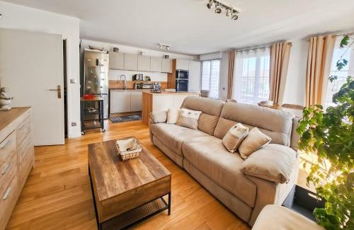 Magny-le-Hongre Apartamento | Appartement cosy près Disney, jardin & terrasse