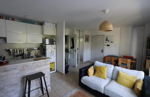 Coulmiers-Jardin des Plantes Apartamento | Appartement cosy jardin des plantes avec parking