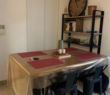Coulmiers-Jardin des Plantes Apartamento | Appartement cosy jardin des plantes avec parking