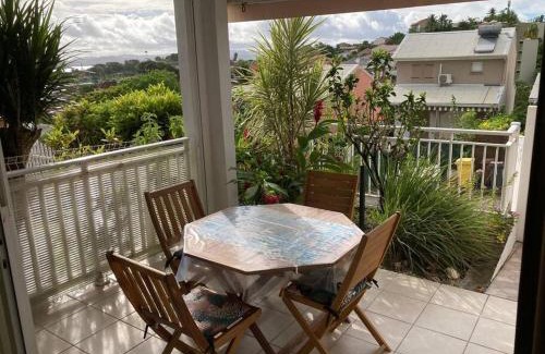 Trois-Ilets Apartamento | APPARTEMENT COSY TERRASSE VUE MER - TROIS ÎLETS